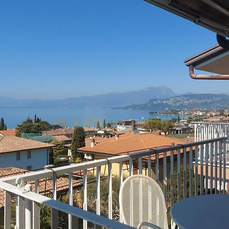 Panoramic Apartment Бардолино Экстерьер фото