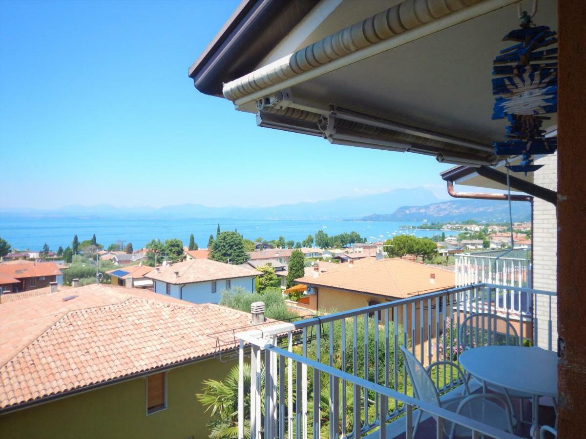 Panoramic Apartment Бардолино Экстерьер фото